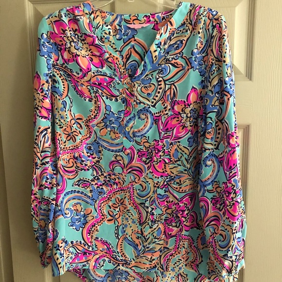 Lilly Pulitzer 100% silk blouse medium - Picture 1 of 2